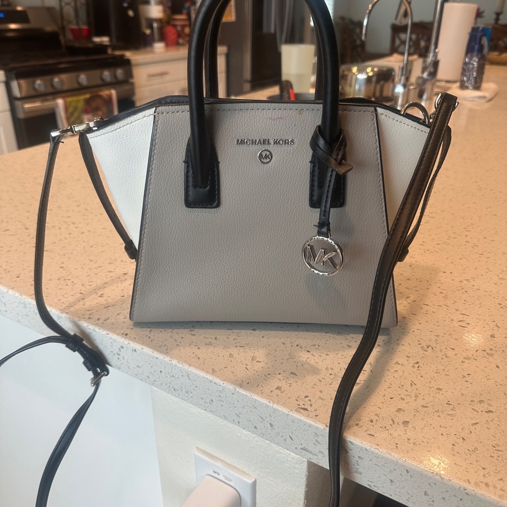 Michael Kors Black and Cream Women's Bag